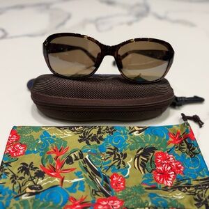 Women's Maui Jim’s Brown Tortoiseshell Sunglasses - Elegant UV Shades